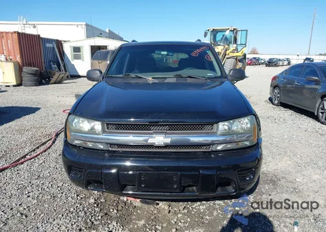 2002 Chevrolet Trailblazer Ls from USA, damaged, VIN 1GNDT13S622431906